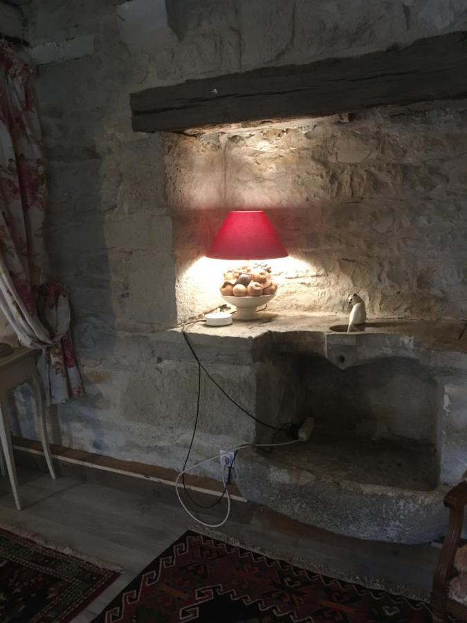 Le Moulin A Huile Panzió Vailhourles Kültér fotó